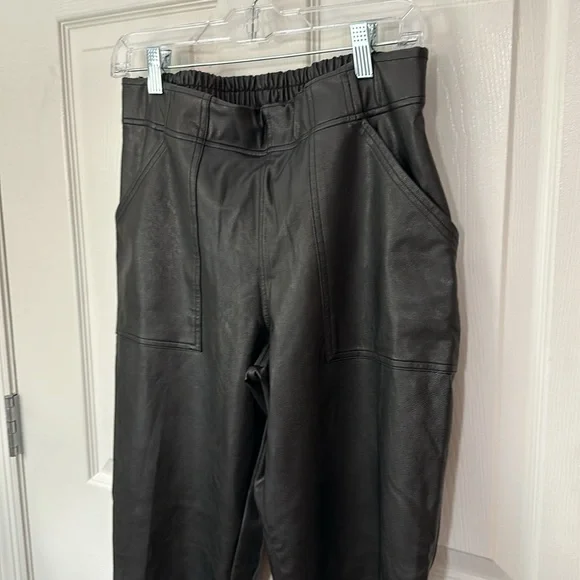 Spanx faux leather jogger sweat pants size large - Picture 6 of 10